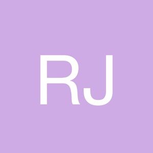 Meet your Posher, Riana